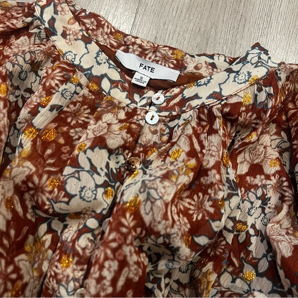 Fate Puff Sleeve Blouse - Picture 5 of 5